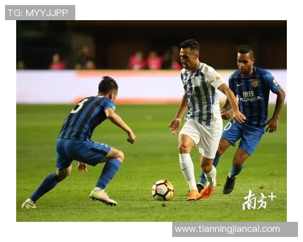 中超激战江苏苏宁迎战广州富力双方争夺季后赛名额的关键对决 中超激战江苏苏宁迎战广州富力双方争夺季后赛名额的关键对决