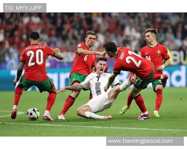 拜仁外租小将遭批判！富勒姆主帅：阿萨雷未达到咱们的预期